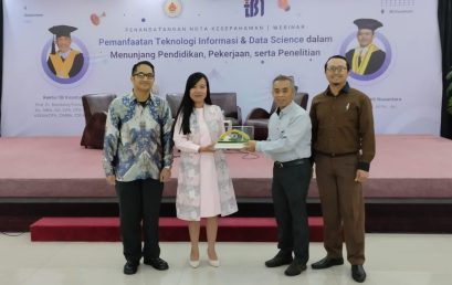 Seminar “Pemanfaatan Teknologi Informasi dan Data Science dalam Menunjang Pendidikan, Pekerjaan dan Penelitian”